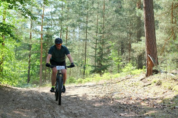 Revolutionizing Football: How Real-Time Sports Analytics Shapes Game-Day Decisions